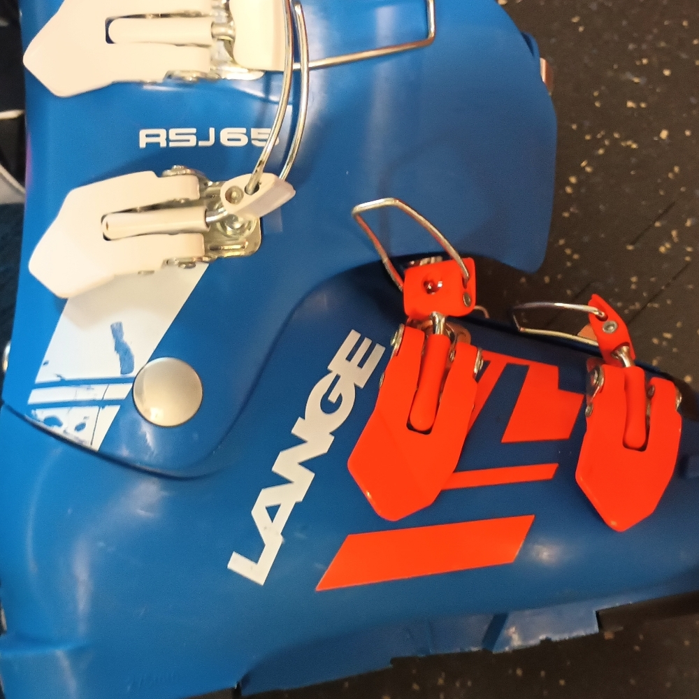 Lange ski boots for kids